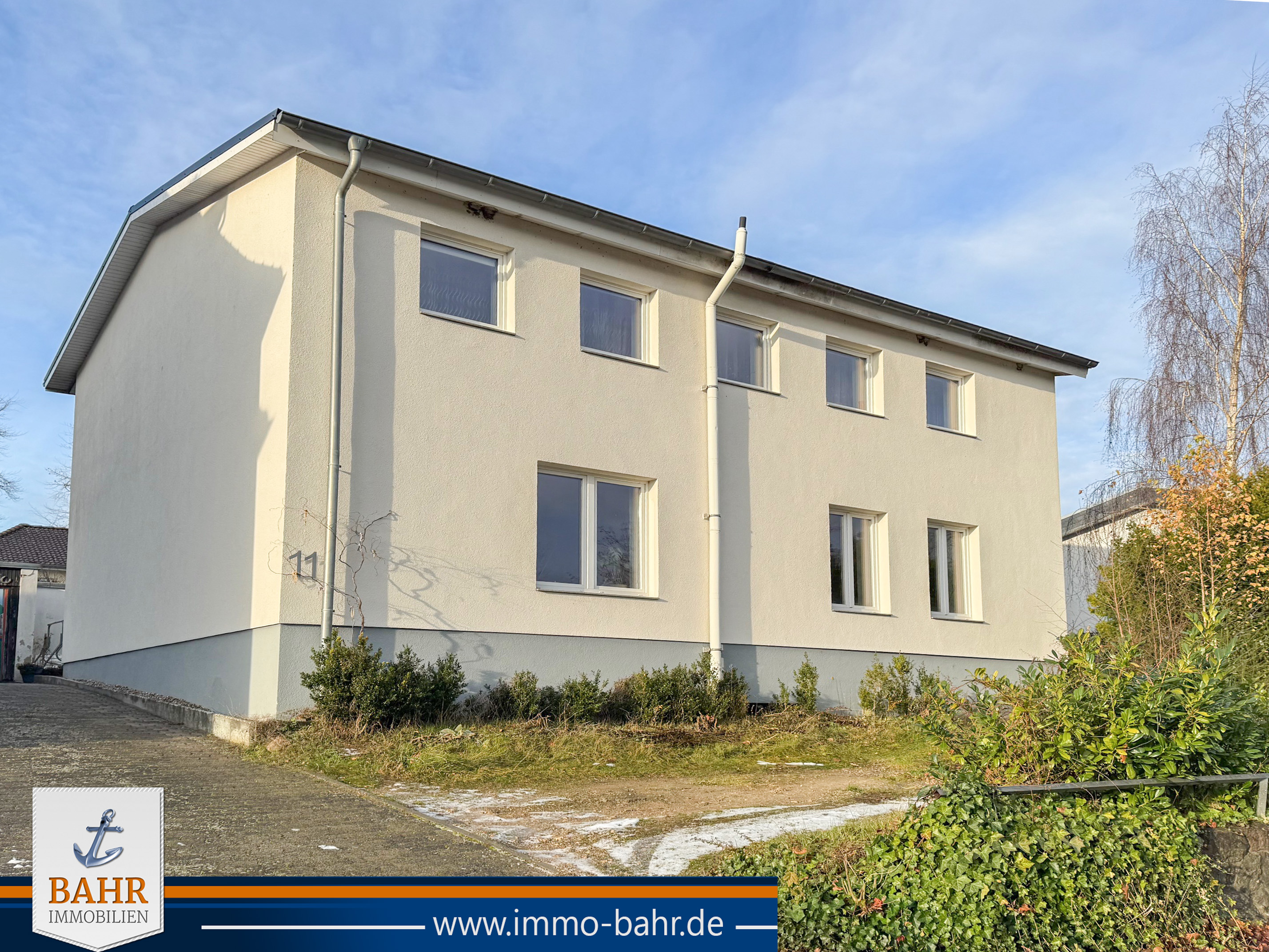 Historisches ehemaliges Gemeindehaus mit zwei Wohnungen und Werkstatt in Ostseenähe!